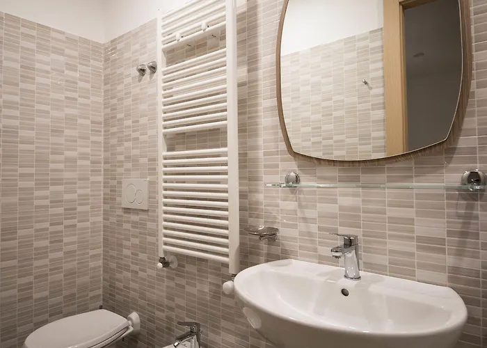 特雷尔洛奇5号旅馆 3*