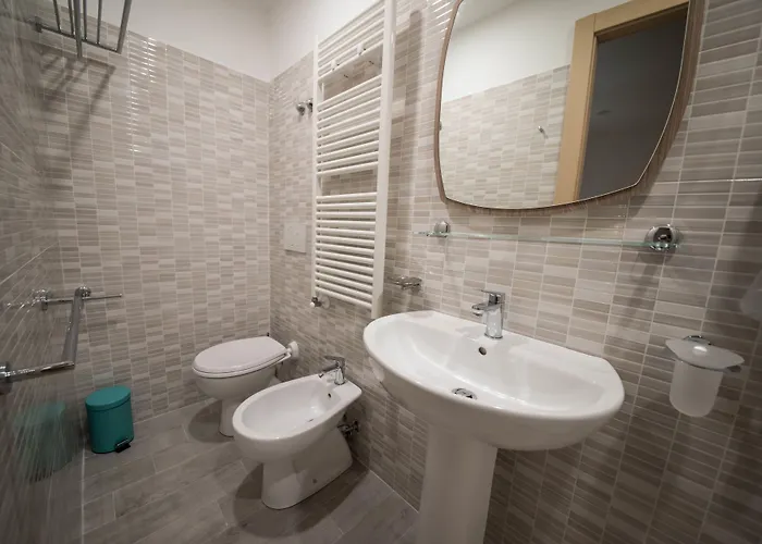 特雷尔洛奇5号旅馆 3* 斯培西亚