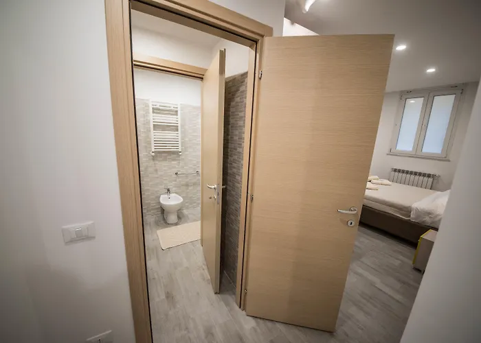 特雷尔洛奇5号旅馆 3* 斯培西亚